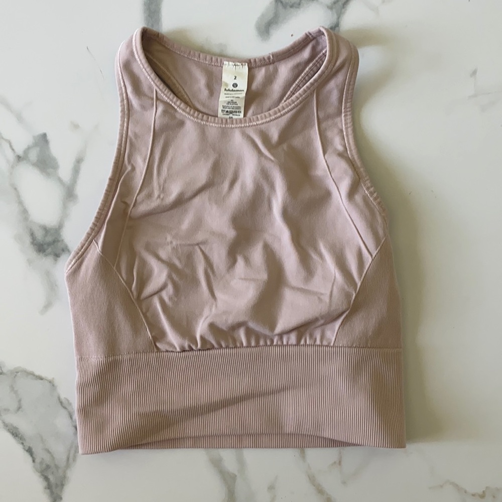 Lululemon sports bra
